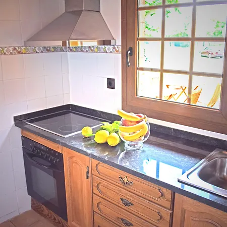 Kır Evi & Golf Ca La Caputxeta - Adults Only