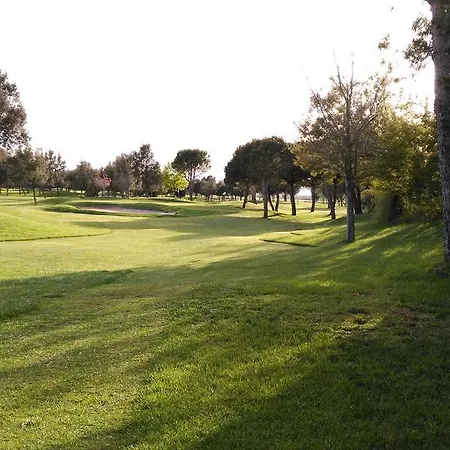 컨트리하우스 & Golf Ca La Caputxeta 카스테요 뎀푸리에스